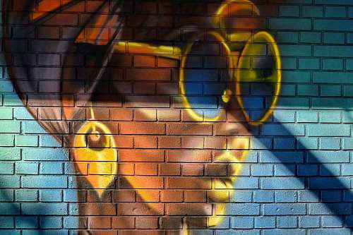 graffiti abstracto pared hermosa africana bonita cara modelo retrato ladrillos joven