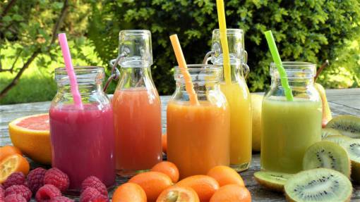 conceptos Jugos de frutas saludables
