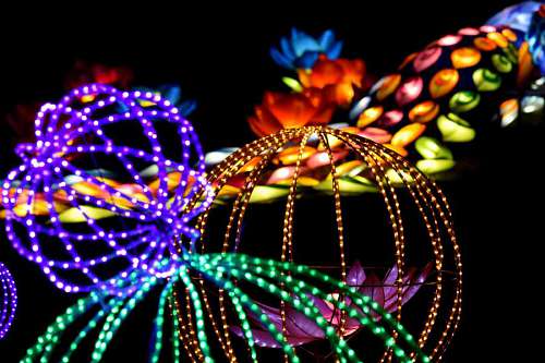 shiny artwork sculpture shining bright electricity colorful wires bulb