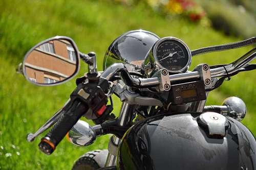 steering steering motorcycle wheel vehicle competition drive mirror recreation grass outdoors kb