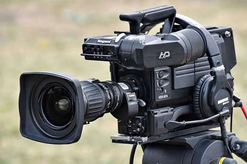 projection-screen tripod camera television recording dashcam voiture focus micros cortometraje lens film cameras surveillance projection streaming qs noticias invitan mexiquenses ciudades