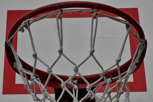 looking-over-shoulder basketball recreation web sport fun rim ball irving kyrie injury leisure competition continued durant kevin wo uncle drew sad shoulder