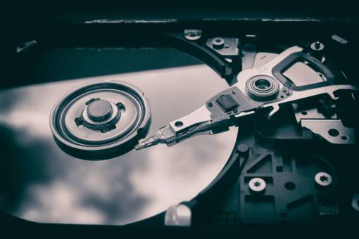digital Primer plano de un disco duro mecánico