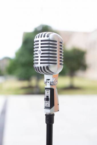 Microphone