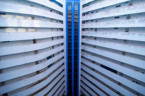 conceptos Fachada de arquitectura interna de un edificio