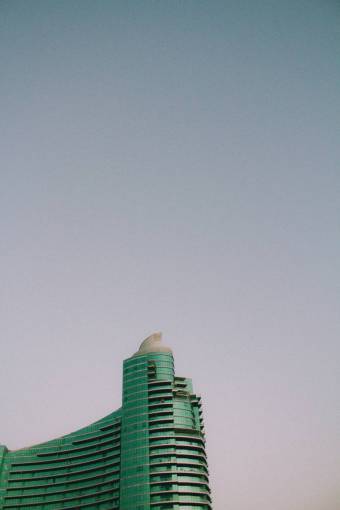 built-structure cityscape built structure outdoors architecture architecture;green;building building exterior skyscraper