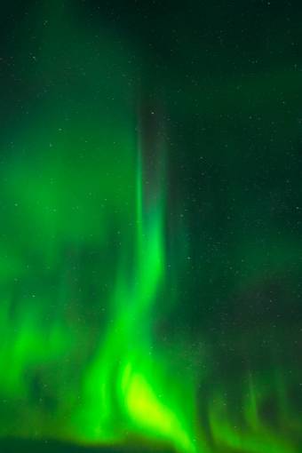 invierno astronomía nocturna estrella aurora boreal;espacio de galaxia oscuro verde