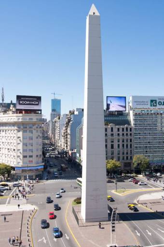 paisajes de argentina Avenida 9 de Julio y Obelisco en Buenos Aires, Argentina