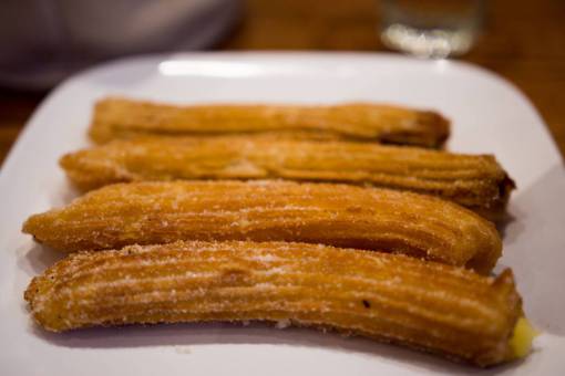 comidas Primer plano de churros con azúcar