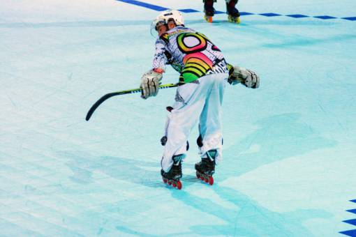 deportes jugador de hockey sobre patines