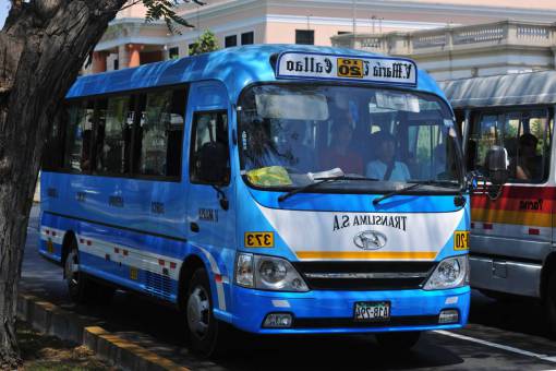peru vehículo terrestre autobús autobús;Lima;Perú automóvil modo de transporte velocidad de transporte