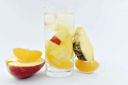 pineapple fruit water citrus cocktail cold apple fresh pineapple juice ice glass