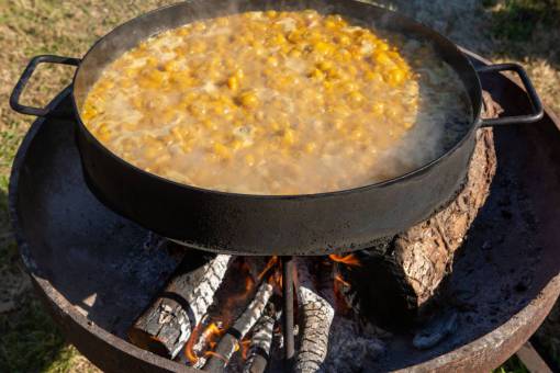 comidas Locro tradicional argentino cocido a disco