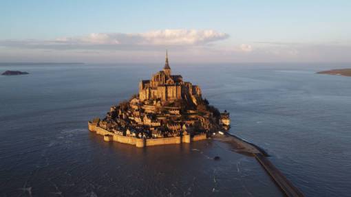 religion Mont Saint Michel, Francia