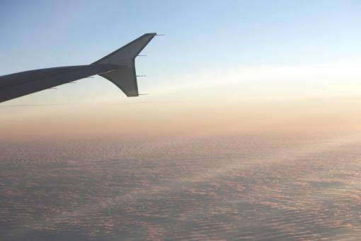 las leas ala de avión volador viaje vacaciones viaje transporte