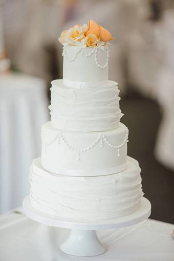 escalador pastel boda blanco escalonado amor romantico