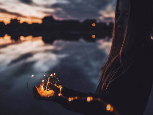 string dark  cloud  sky  reflection  people  woman  hand