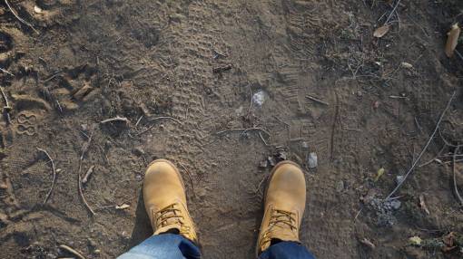 ground footwear  shoes  ground  travel  hiking  outdoor
