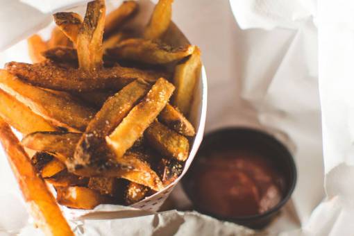 salta patatas fritas patatas fritas sal salsa deliciosa