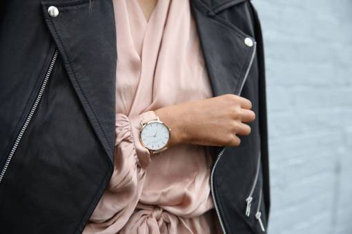reloj mano reloj moda vestido abrigo gente niña