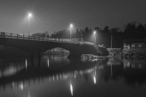 infraestructura infraestructura puente monocromo blanco y negro reflexión agua océano
