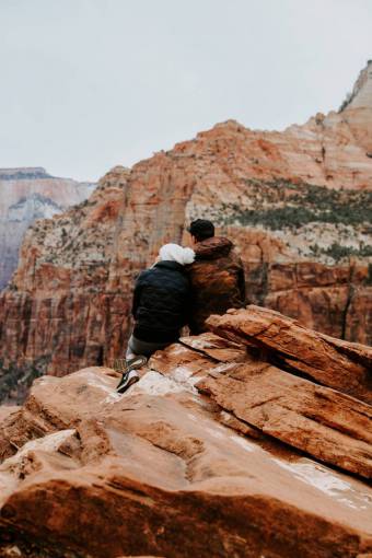 cuddle man  woman  cuddle  snuggle  mountain  canyon  red