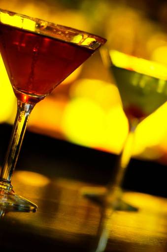 martini-glass martini  bar  cocktail  alcohol  beverage  color  glass
