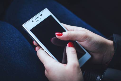 movil tecnología de mensajes de texto de manos de teléfono celular smartphone móvil