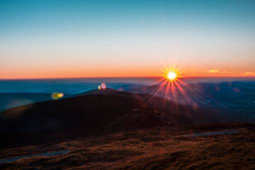 sunshine mountain  highland  cloud  sky  sunlight  sunshine  sunset