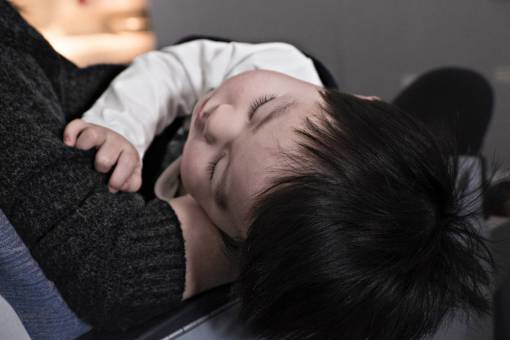 sueno gente madre mujer hijo hija niño niño