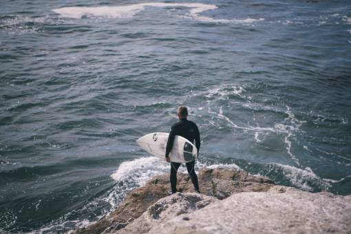 tablero mar océano agua olas gente hombre surf