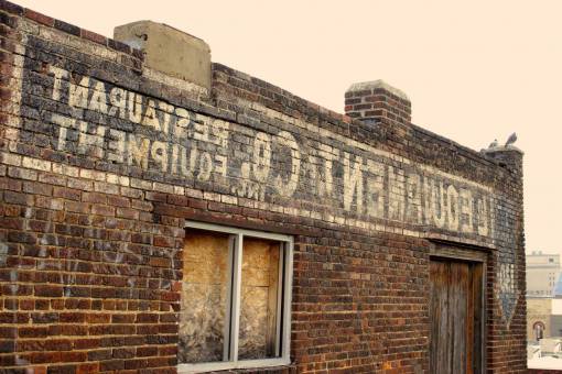 abandoned vintage  retro  building  old  abandoned  architecture  bricks