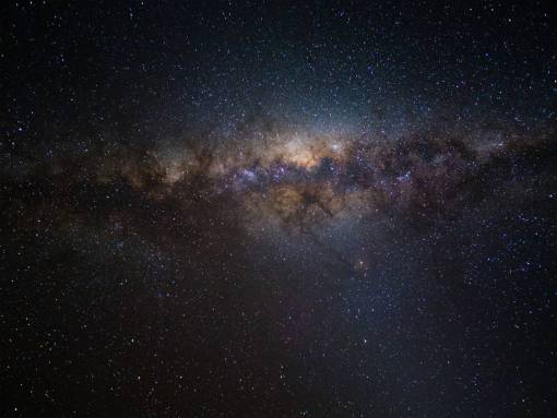 Cielo nocturno de la Vía Láctea