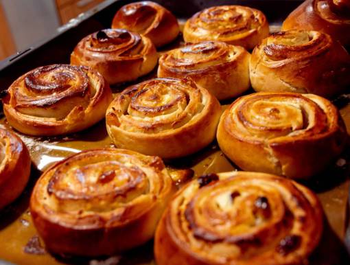 donuts food dessert baked close-up sweet food freshness