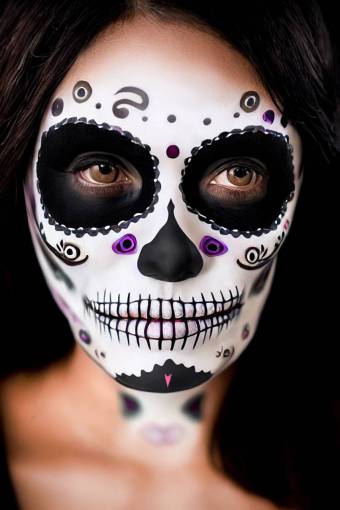 ojo halloween una persona mujer retrato primer plano día de los muertos;cráneo;cara pintada rostro humano