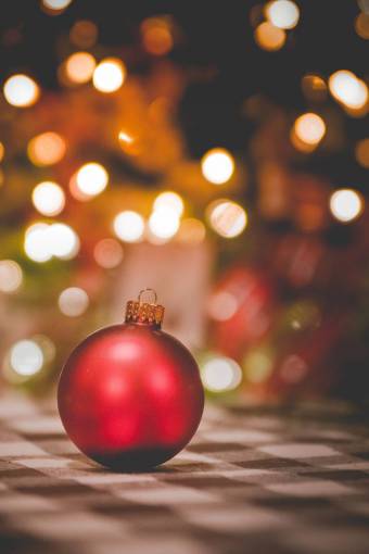 diciembre Adorno de bola de navidad