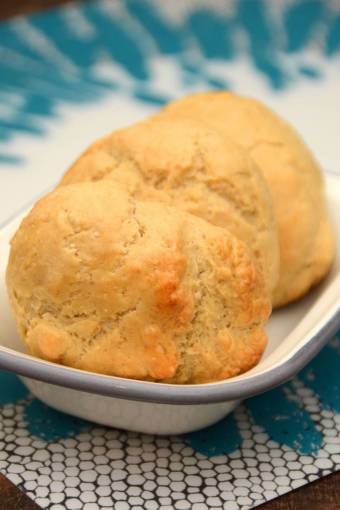 rolling bread rolls  baked  plate  food  bread  rolls  bakery