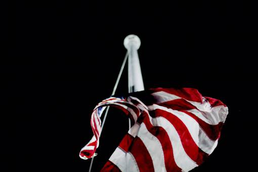 asta de bandera asta de bandera bandera americana rayas rojas
