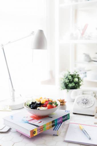 cuaderno frutas comida postre dulces libro cuaderno bolígrafo