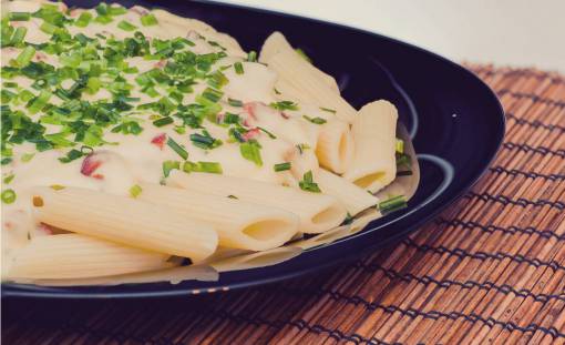 pasta-dish-spaghetti penne  pasta  food  lunch  dinner  plate
