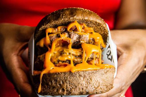 tablero Hamburguesa con pan negro