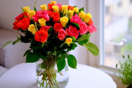 romance vase plant leaf bouquet flowers;bouquet nature flower
