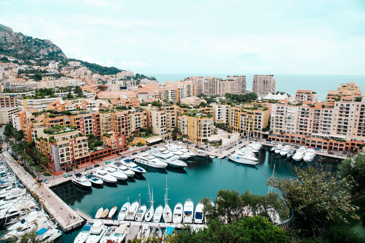 boats, yachts, marina, docks, water, sea, ocean, coast, buildings, architecture, city, mountains, luxury, sky, sunshine, travel, trip, vacation
, 