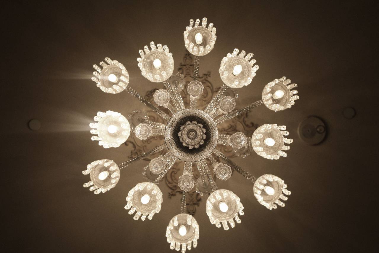 chandelier, lights, luxury, crystal
, 