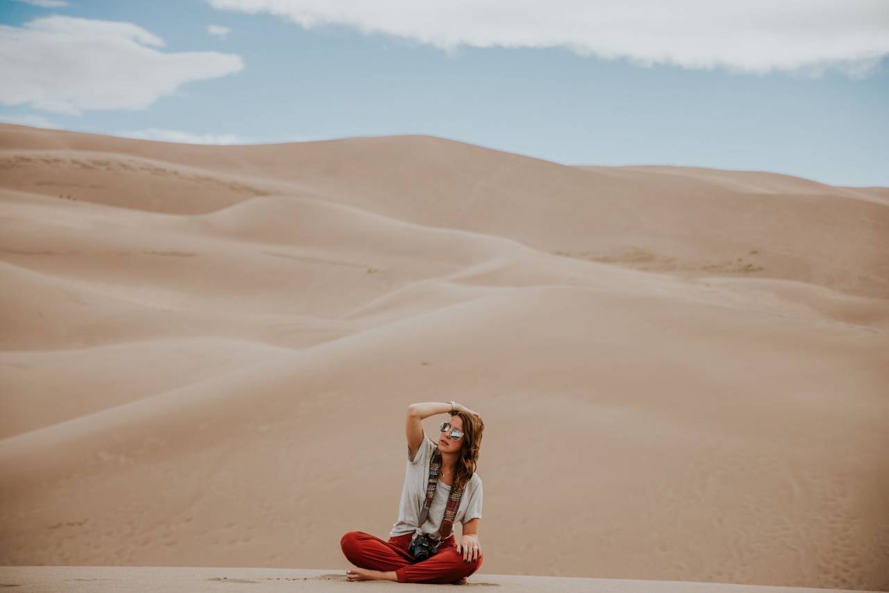 Desierto, paisaje, Highland, montaña, cielo, nube, gente, niña, solo, viajes,
