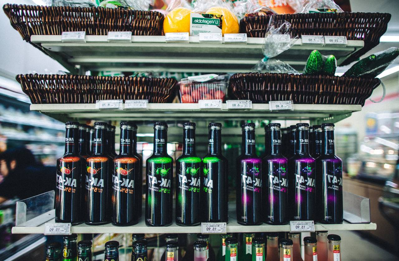 drinks, food, grocery, store, shop, bottle, beverage, fruit, vegetable, pack, basket
, 