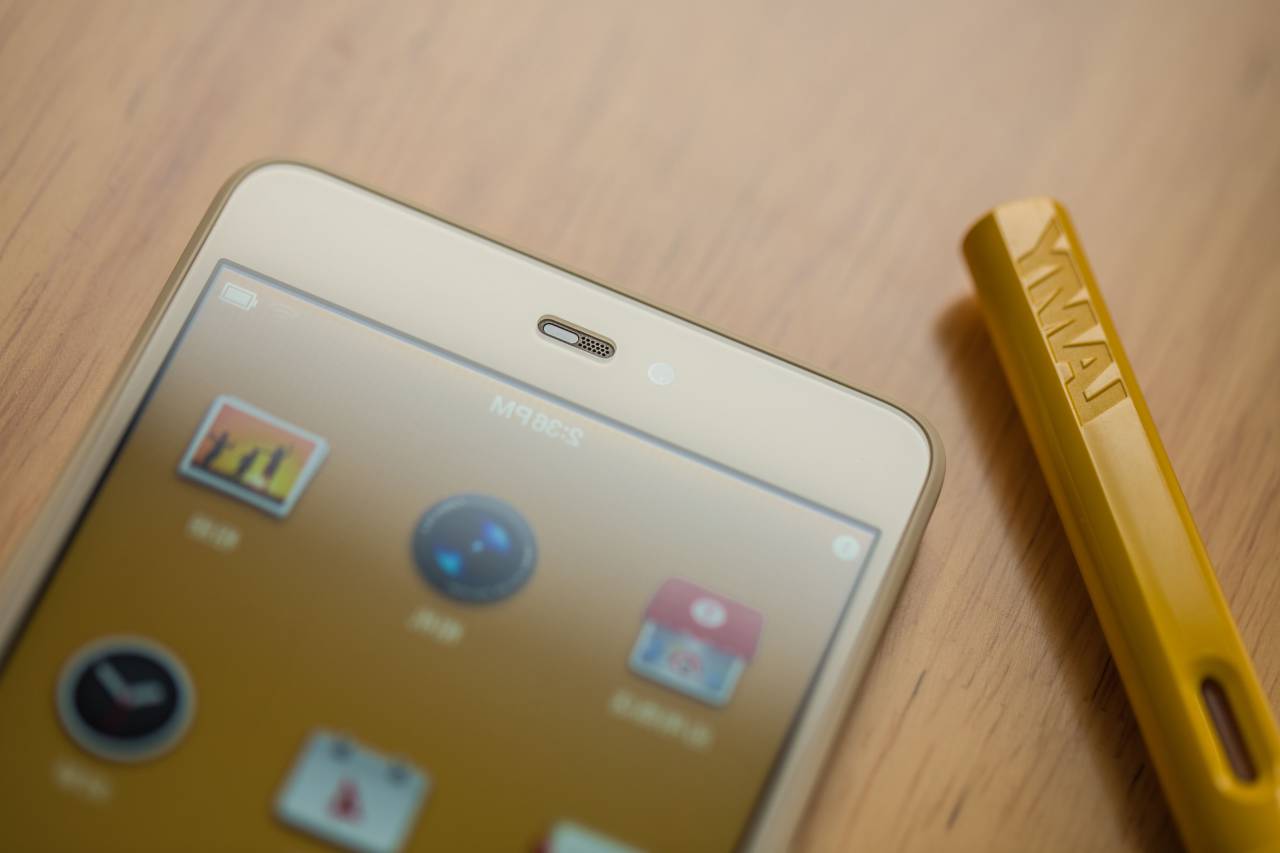 lamy, phone, cellphone, technology, brown, table
, 