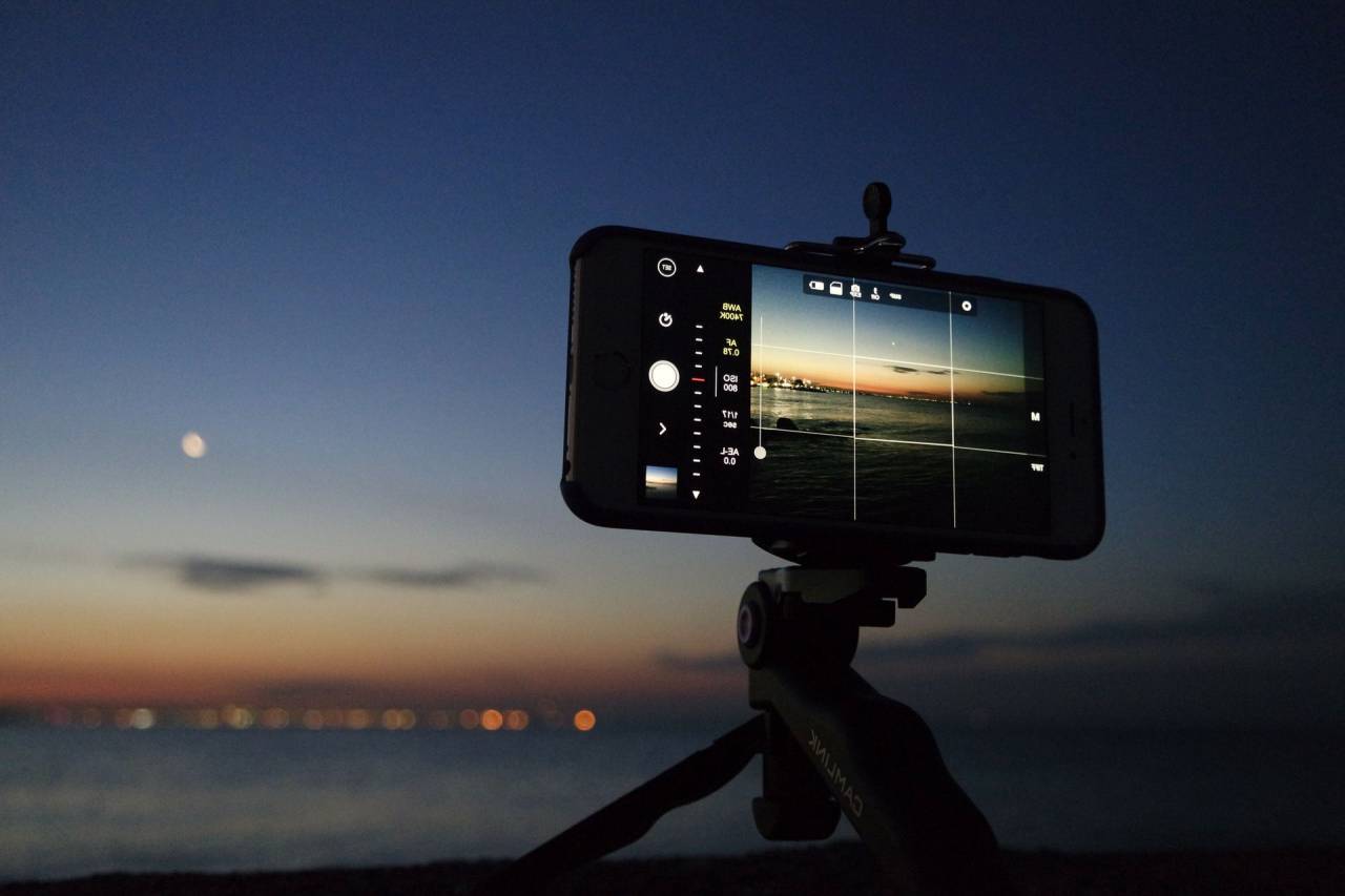 Tripad, cámara, móvil, teléfono, moderno, tecnología, electrónica, ver, difuminar, cielo, puesta de sol, mar, agua, naturaleza, fotografía,
