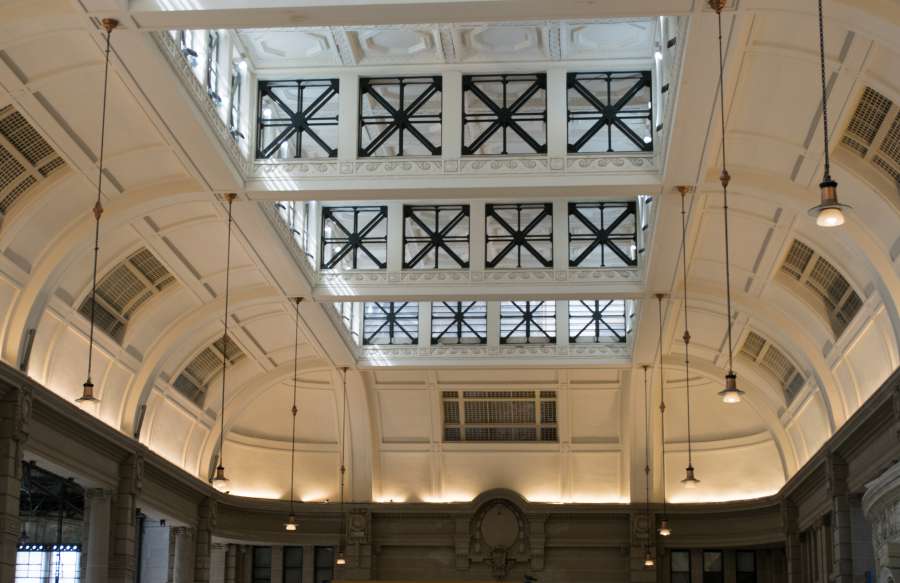 américa latina, américa del sur, buenos aires, argentina, retiro, tren, estación de tren, estación, interior, arquitectura, salida, llegada, pasajero, turismo, ciudad capital, tablero, plataforma, techo,