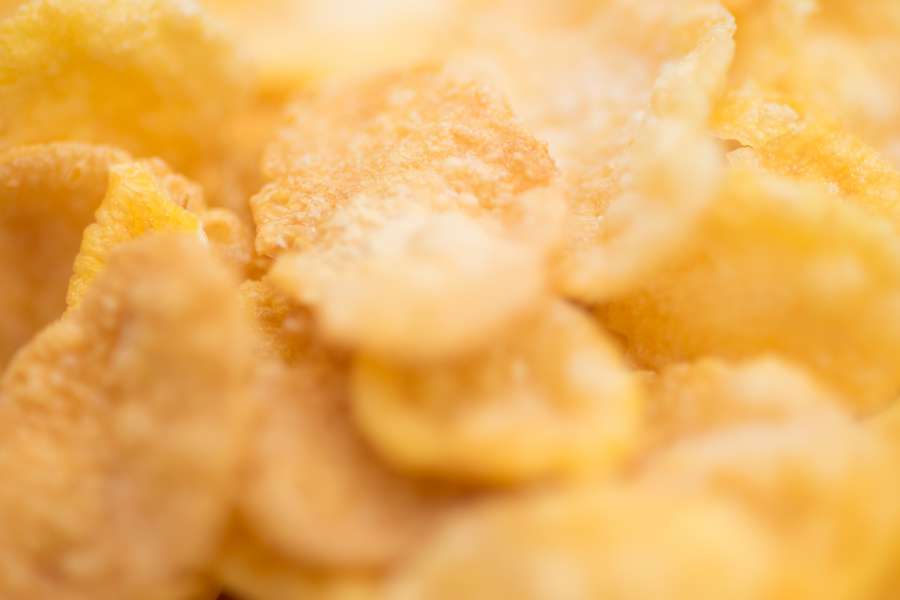 background, breakfast, cereal, closeup, corn, corn flakes, crispy, crunchy, dairy, delicious, detail, diet, dietary, dieting, dried, dry, flake, flakes, food, freshness, golden, grain, groceries, healthy, heap, ingredient, macro, meal, morning, nutrition, organic, snack, sweet, tasty, texture, vegetarian, yellow, 